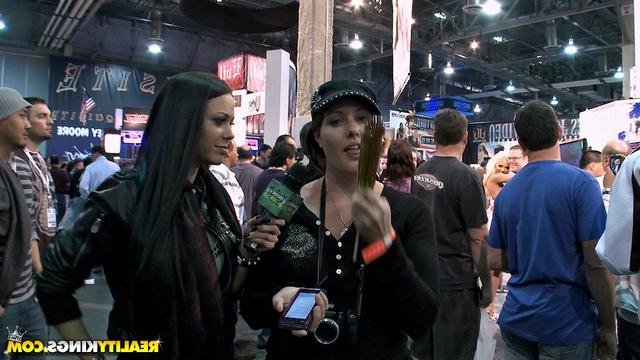 У итальянских шлюшек никакого стеснения 16 фотография