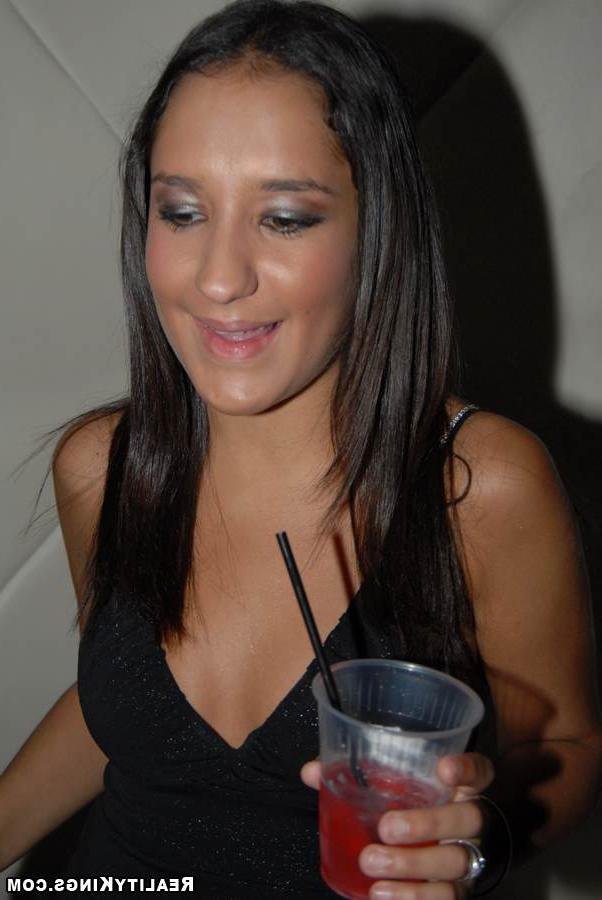 Сорокалетняя сучка без ума от секса 4 фотография