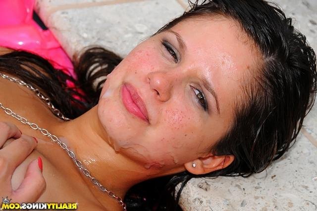 Одна на двоих 26 фотография Одна на двоих 26 фотография