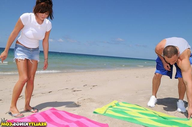 Сочные сиськи подружки 2 фотография Сочные сиськи подружки 2 фотография