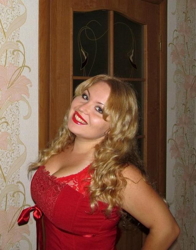 Кудрявые бабы не против раздеться 3 фотография Кудрявые бабы не против раздеться 3 фотография