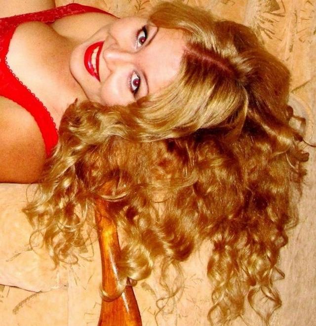 Кудрявые бабы не против раздеться 5 фотография Кудрявые бабы не против раздеться 5 фотография