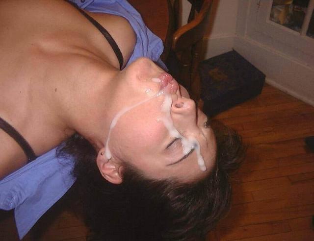 Слили кончу в ротики девкам 17 фотография Слили кончу в ротики девкам 17 фотография