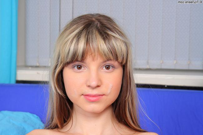 Хорошенькую блондинку отприходовали вдвоем 15 фотография Хорошенькую блондинку отприходовали вдвоем 15 фотография