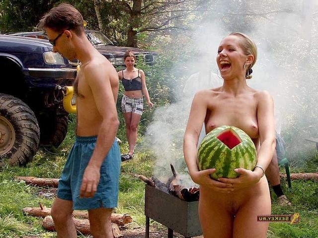 Хорошенькие цыпочки показали все 3 фотография Хорошенькие цыпочки показали все 3 фотография