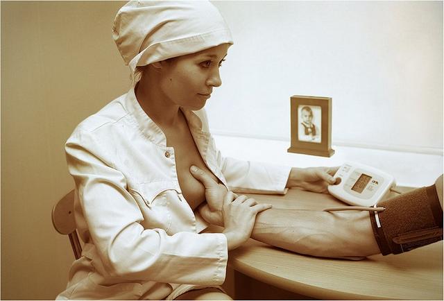 Тридцатилетние милашки любят секс 22 фотография Тридцатилетние милашки любят секс 22 фотография