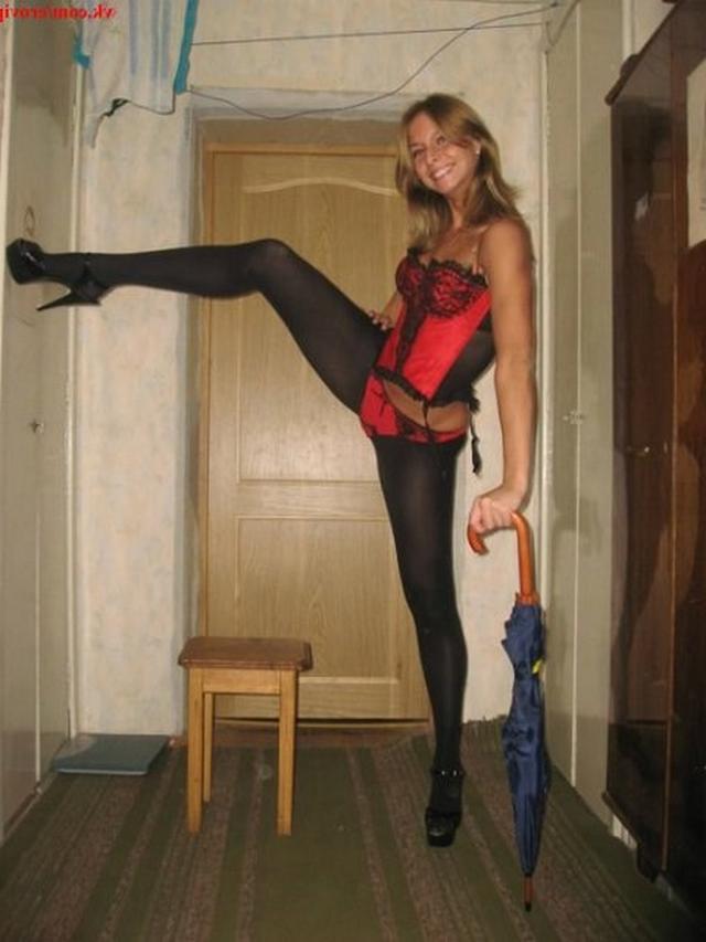 Очаровательные барышни показывают тела 24 фотография Очаровательные барышни показывают тела 24 фотография