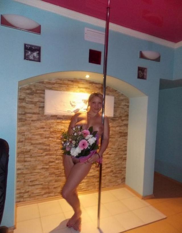 Белокурая бесстыдница выглядит потрясающе 3 фотография Белокурая бесстыдница выглядит потрясающе 3 фотография