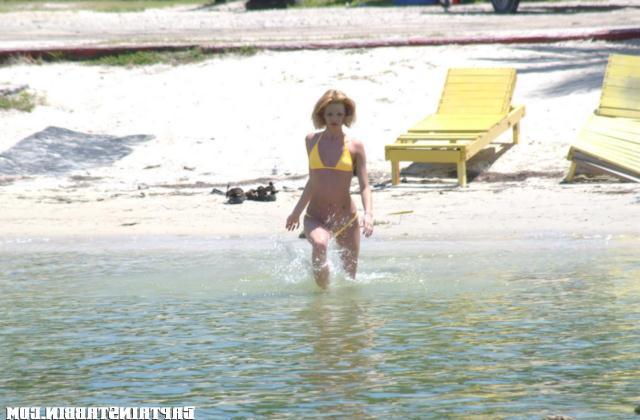 Блондинка хорошо потрахалась на яхте 3 фотография Блондинка хорошо потрахалась на яхте 3 фотография