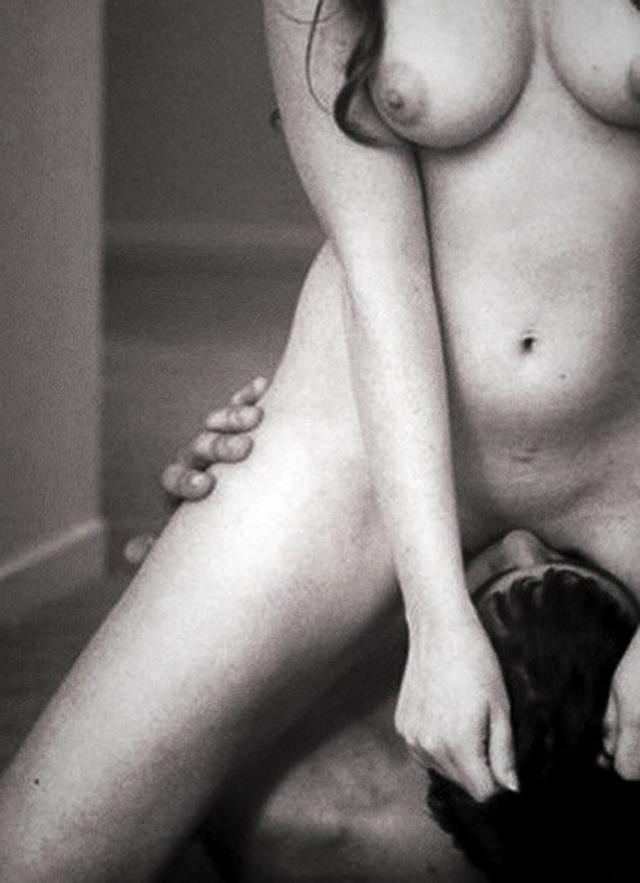 Кунилингус для разгоряченных девичьих кисок 1 фотография Кунилингус для разгоряченных девичьих кисок 1 фотография