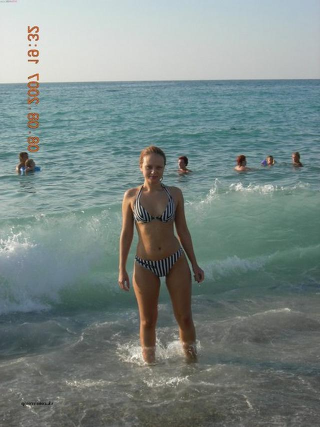 Рыжая простушка с маленькой грудью 4 фотография Рыжая простушка с маленькой грудью 4 фотография