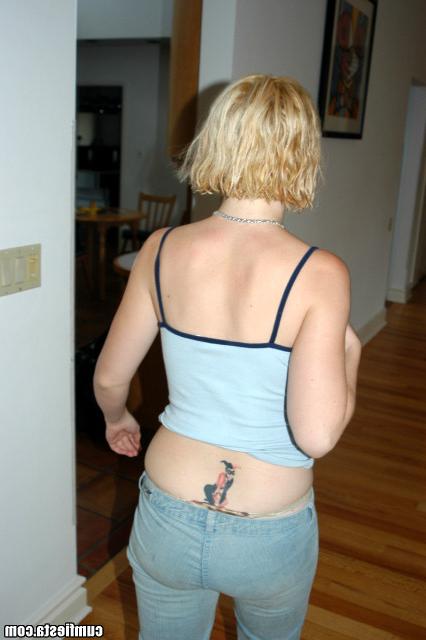 Маруся готова на все, лишь бы напиться спермы 2 фотография Маруся готова на все, лишь бы напиться спермы 2 фотография