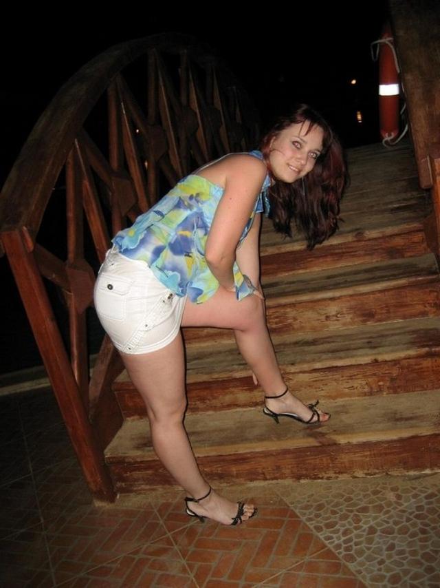 Нежная брюнетка с хорошим телом 14 фотография Нежная брюнетка с хорошим телом 14 фотография