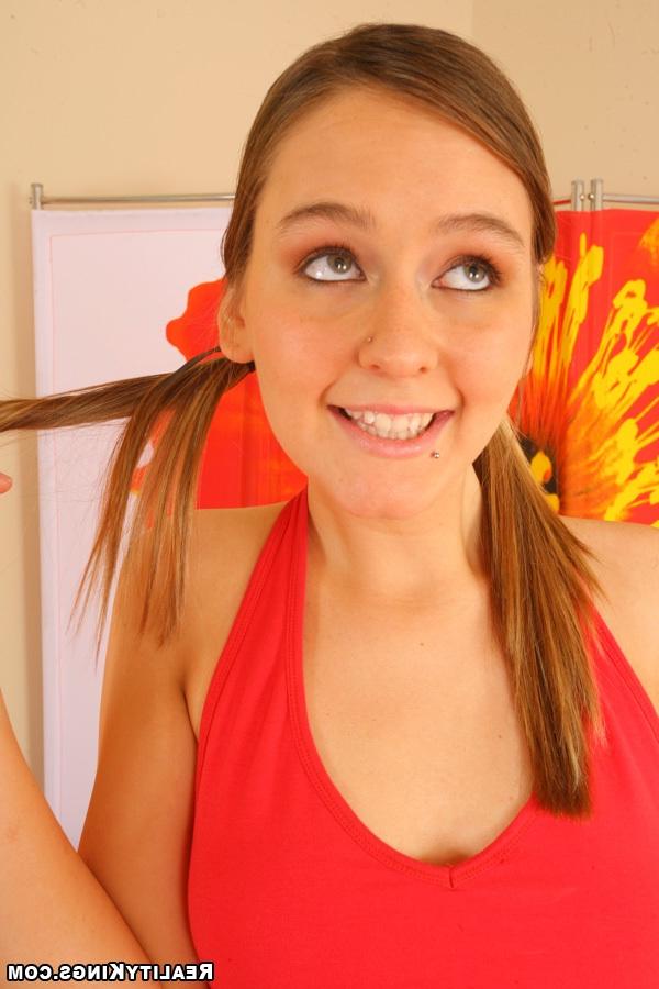 Профессионально отсосала и дала трахнуть себя 1 фотография Профессионально отсосала и дала трахнуть себя 1 фотография