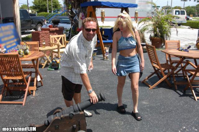 Засадил член в писю блондиночке 4 фотография Засадил член в писю блондиночке 4 фотография