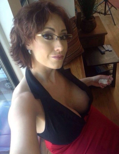 Шикарные задницы очень красивых девок 23 фотография