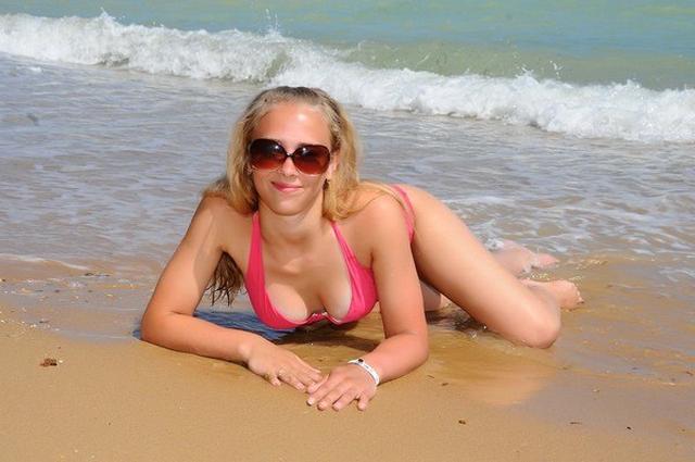 Красивая блондинка из социальных сетей 12 фотография Красивая блондинка из социальных сетей 12 фотография