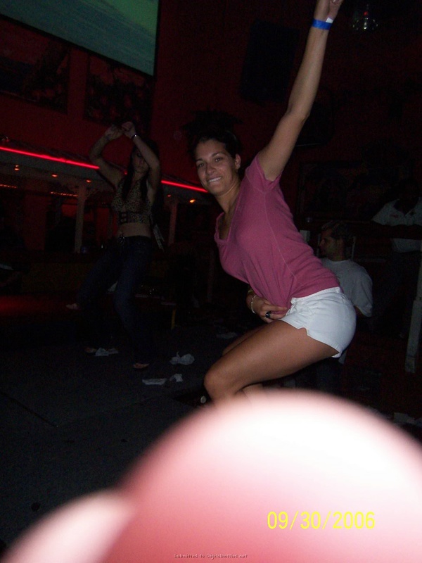 Выпившая сучка позволила кавалеру поиграть с ее писькой 18 фотография Выпившая сучка позволила кавалеру поиграть с ее писькой 18 фотография