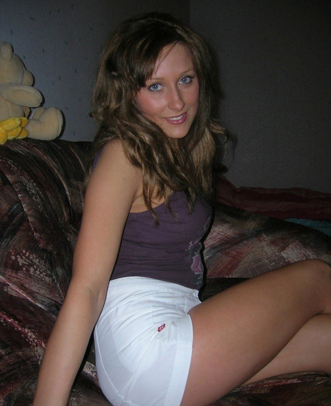 Сногсшибательная барышня стала рачком 1 фотография