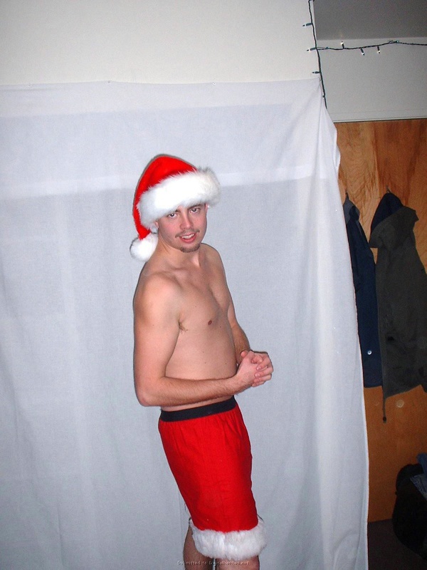 Влюбленная сучка сосет фаллос напористого сударя 1 фотография Влюбленная сучка сосет фаллос напористого сударя 1 фотография