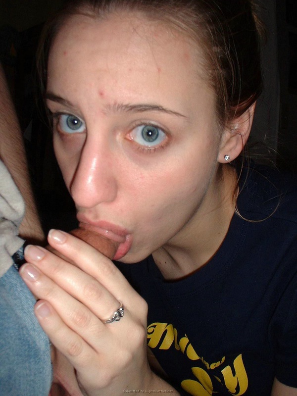 Влюбленная сучка сосет фаллос напористого сударя 22 фотография Влюбленная сучка сосет фаллос напористого сударя 22 фотография