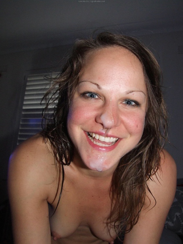 Привлекательная сеньорита проветривает волосатую письку 3 фотография Привлекательная сеньорита проветривает волосатую письку 3 фотография