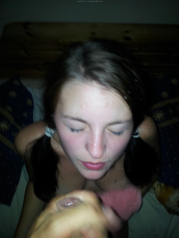 Симпатичное личико покрыли спермой после минета 4 фотография Симпатичное личико покрыли спермой после минета 4 фотография