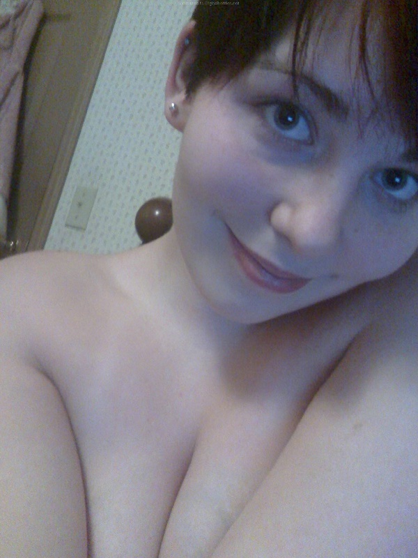 Грудастая сеньорита искушает оголенным телом 7 фотография Грудастая сеньорита искушает оголенным телом 7 фотография