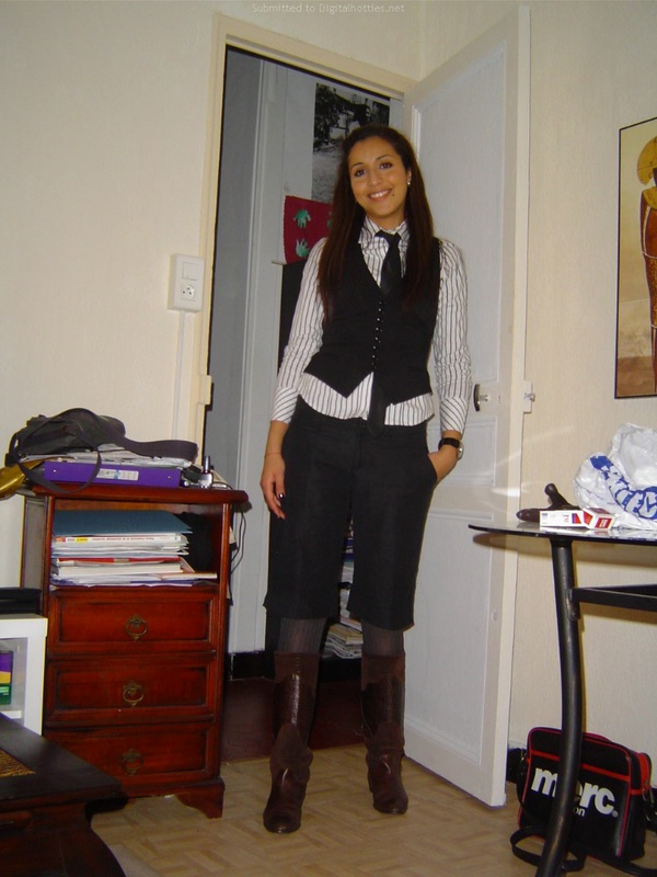 Симпатичную мулатку обкончали после минета 19 фотография Симпатичную мулатку обкончали после минета 19 фотография