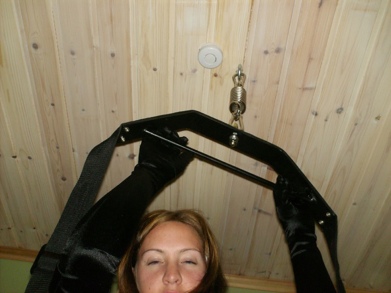 Стерва в латексе немного пошалила с мачо 19 фотография Стерва в латексе немного пошалила с мачо 19 фотография