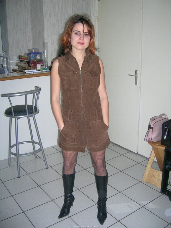 Засунула пальцы в киску и сделала минет 20 фотография Засунула пальцы в киску и сделала минет 20 фотография