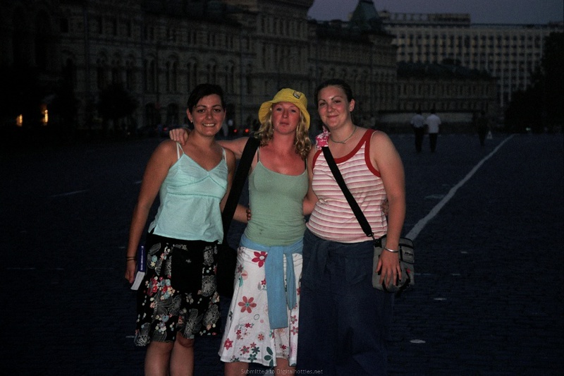 Телка отметила день рождения в кругу друзей и отдалась одному из них 11 фотография Телка отметила день рождения в кругу друзей и отдалась одному из них 11 фотография