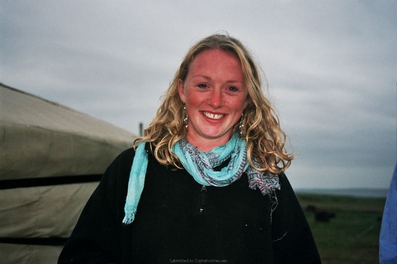 Телка отметила день рождения в кругу друзей и отдалась одному из них 14 фотография Телка отметила день рождения в кругу друзей и отдалась одному из них 14 фотография