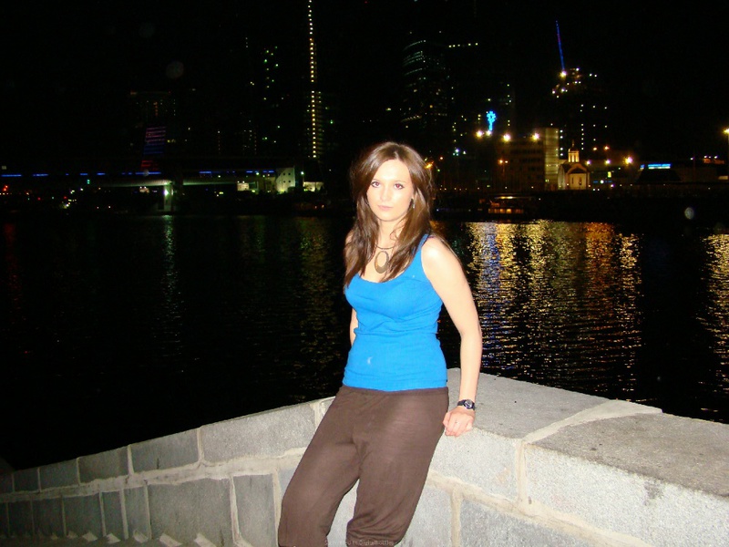 Раскрепощенная милашка мастурбирует после минета 29 фотография Раскрепощенная милашка мастурбирует после минета 29 фотография