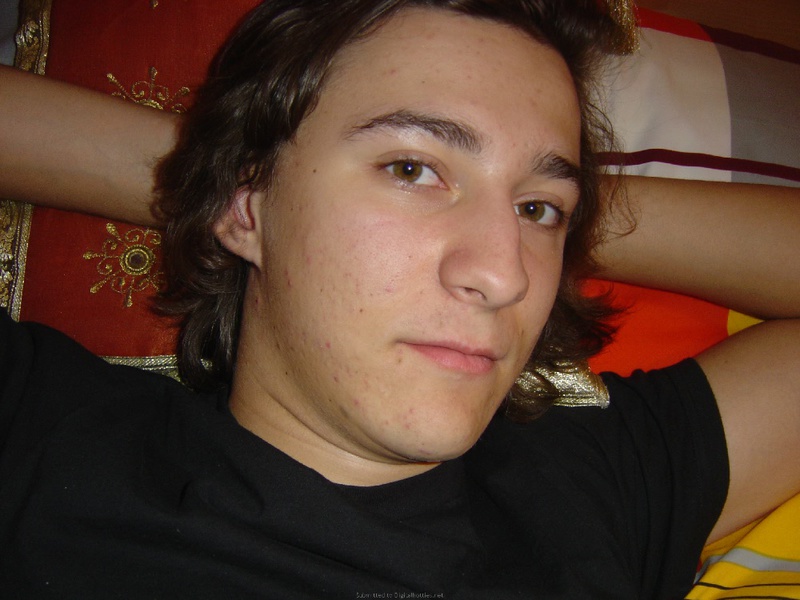 Влюбленная парочка в кровати после секса 19 фотография Влюбленная парочка в кровати после секса 19 фотография