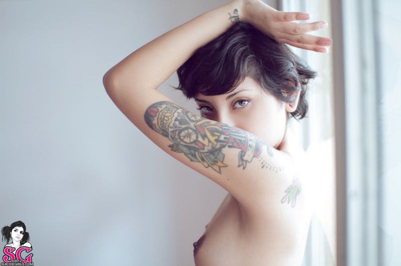 Восточная искусительница любуется медовыми сосками 10 фотография Восточная искусительница любуется медовыми сосками 10 фотография