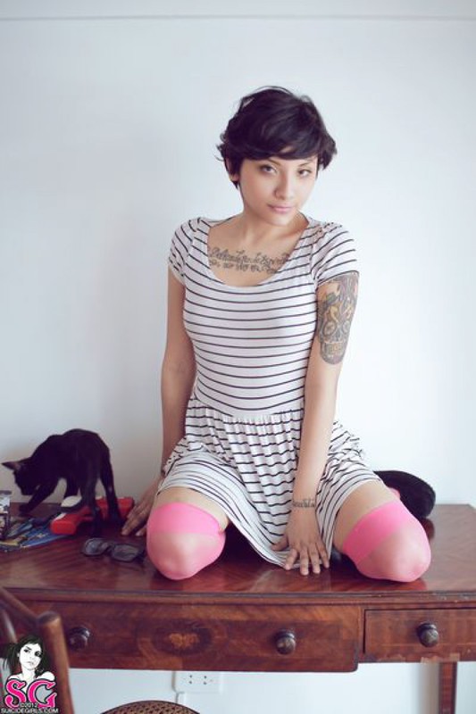 Восточная искусительница любуется медовыми сосками 11 фотография Восточная искусительница любуется медовыми сосками 11 фотография