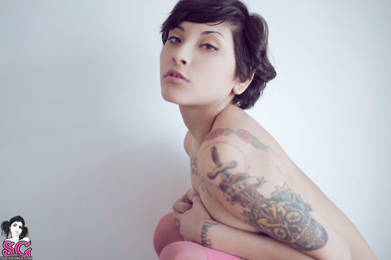 Восточная искусительница любуется медовыми сосками 14 фотография Восточная искусительница любуется медовыми сосками 14 фотография