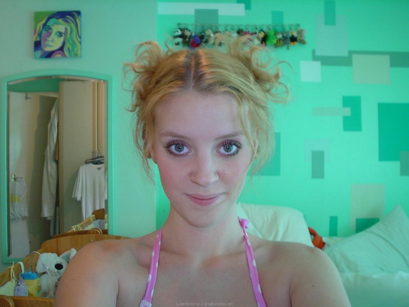 Рыжеволосая проказница в сексуальном белье 6 фотография Рыжеволосая проказница в сексуальном белье 6 фотография