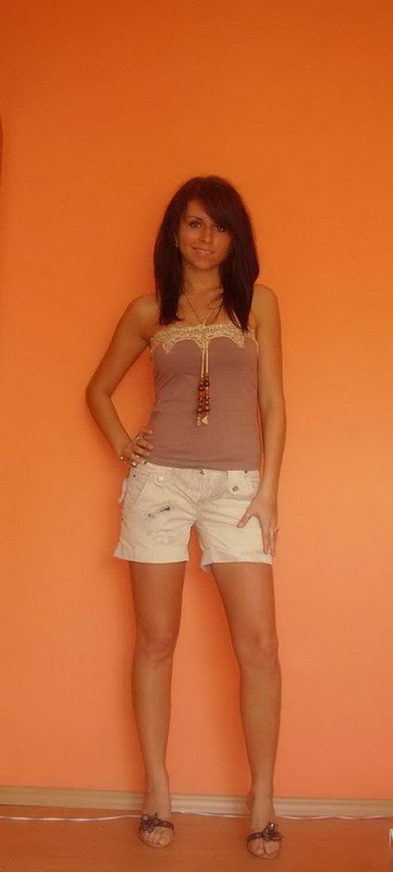 Барышня умело шлифует пенис у своего парня 7 фотография Барышня умело шлифует пенис у своего парня 7 фотография