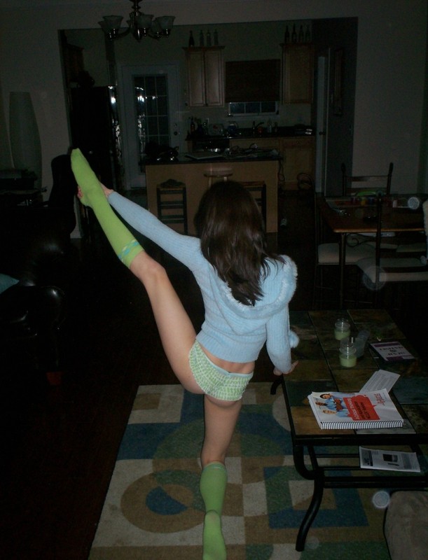 Игривая любовника страстно отсосала у партнера 9 фотография Игривая любовника страстно отсосала у партнера 9 фотография