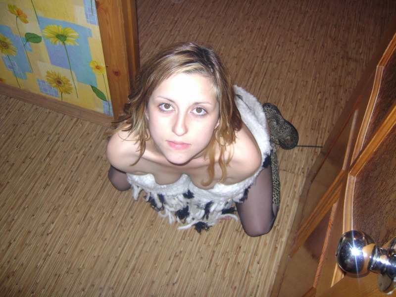 Рыжая сучка разделась перед мачо и сделала отсос 3 фотография Рыжая сучка разделась перед мачо и сделала отсос 3 фотография