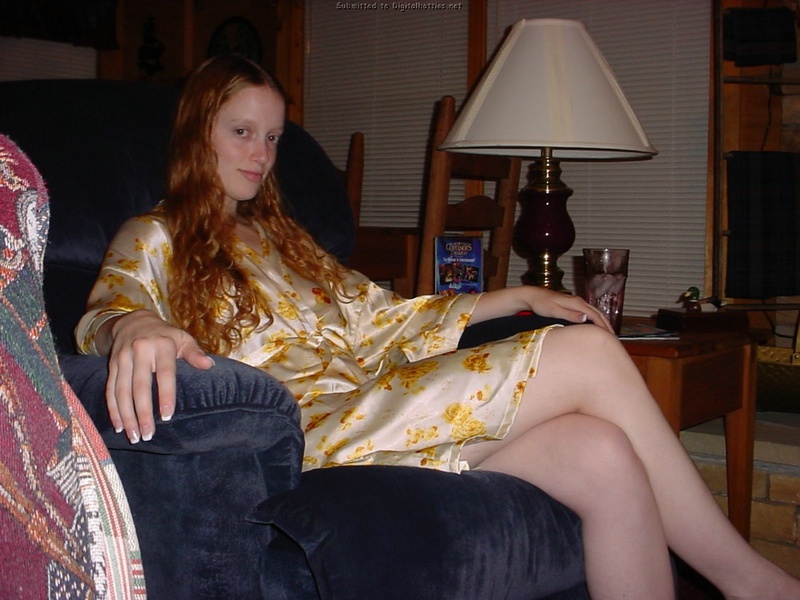 Рыжеволосая доярка отсосала перед сексом 13 фотография Рыжеволосая доярка отсосала перед сексом 13 фотография