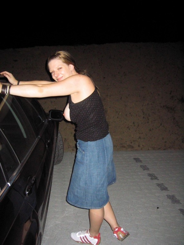 Грудастую шалашовку оттрахали в обе дырочки 1 фотография Грудастую шалашовку оттрахали в обе дырочки 1 фотография