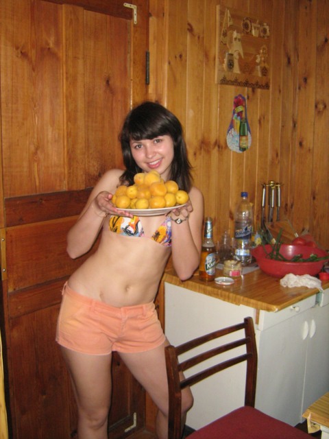 Привлекательные колхозницы парятся в сауне 5 фотография Привлекательные колхозницы парятся в сауне 5 фотография