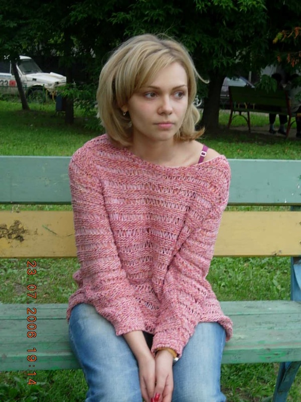 Блондинка с короткой стрижкой позирует перед парнем и светит большими сиськами 1 фотография Блондинка с короткой стрижкой позирует перед парнем и светит большими сиськами 1 фотография