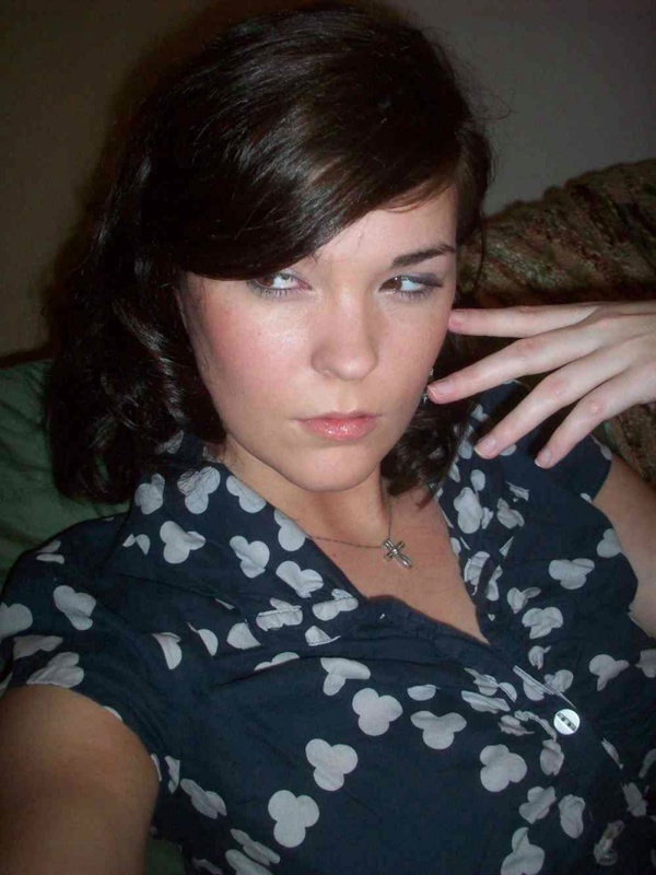 Сисястую брюнетку отфритюрили рачком 4 фотография Сисястую брюнетку отфритюрили рачком 4 фотография