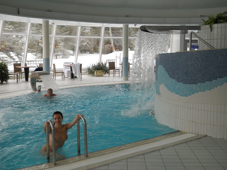 Влюбленная парочка отдыхает в частном пансионате 7 фотография Влюбленная парочка отдыхает в частном пансионате 7 фотография