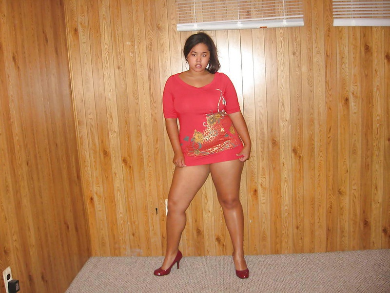 Азиатская толстуха обожает надевать сексуальные наряды 1 фотография Азиатская толстуха обожает надевать сексуальные наряды 1 фотография