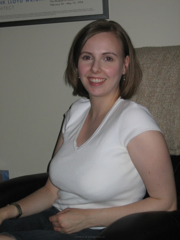 Грудастая озорница с большими сиськами 18 фотография Грудастая озорница с большими сиськами 18 фотография